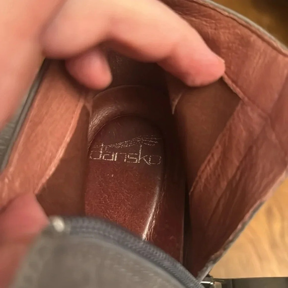 Dansko gray heeled soft leather boots size 39 - Picture 9 of 9